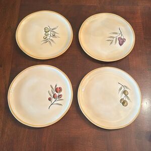 Pottery Barn 8" Dessert Salad Rustic Olive Plates Italian set of 4 Purple Olives